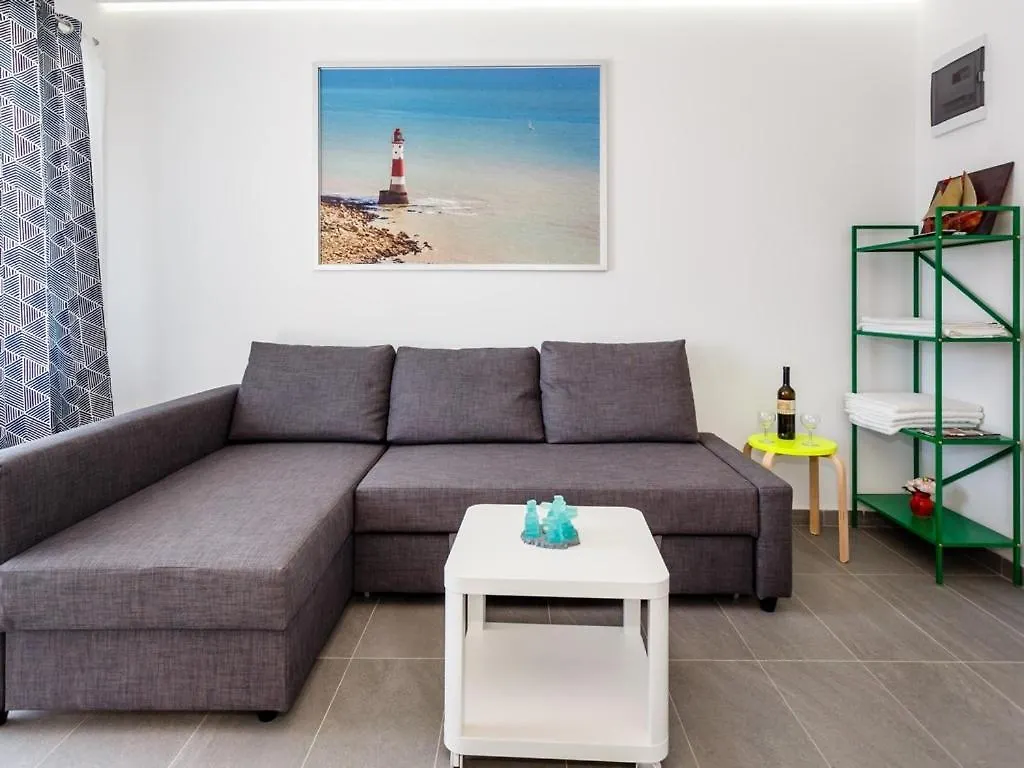 Apartments With A Parking Space Krk - 22454 Krk Town 0*,