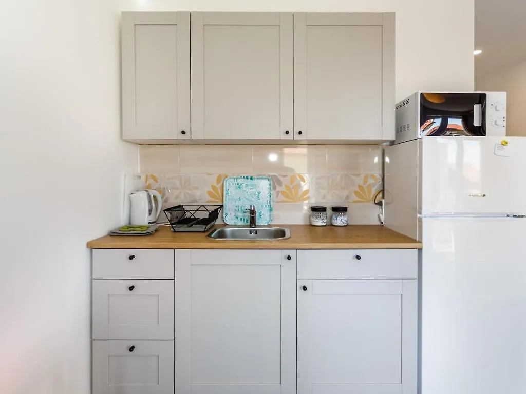 Apartments With A Parking Space Krk - 22454 Krk Town 0*,