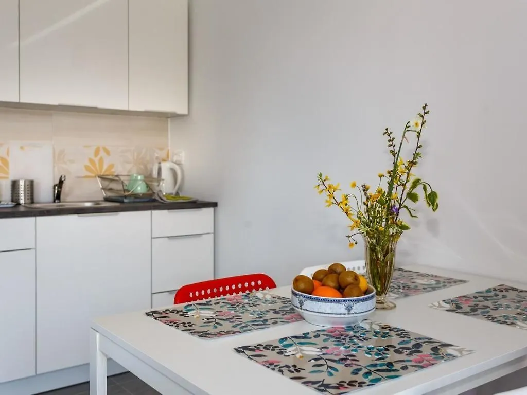 Apartments With A Parking Space Krk - 22454 Krk Town 0*,